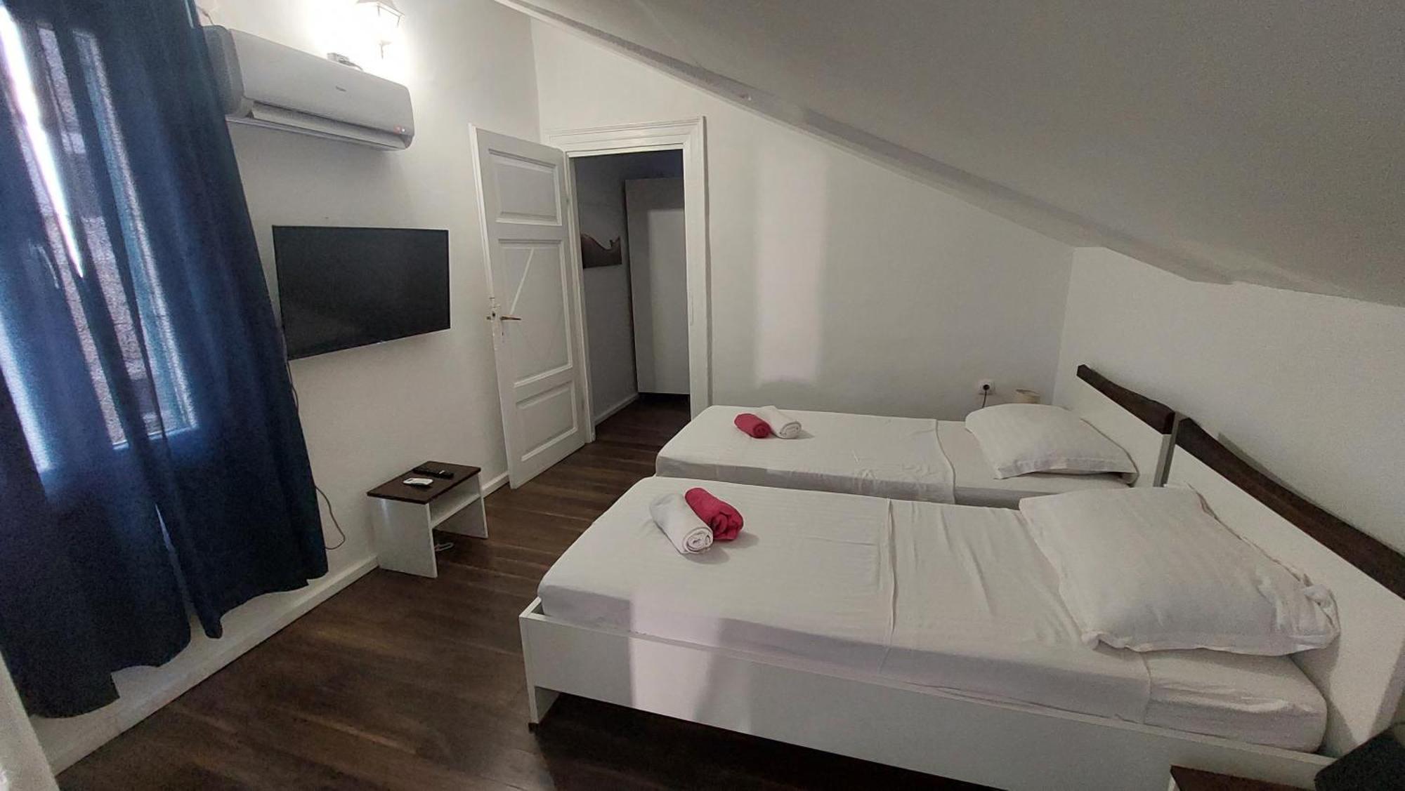R&E Apartment Split Quarto foto